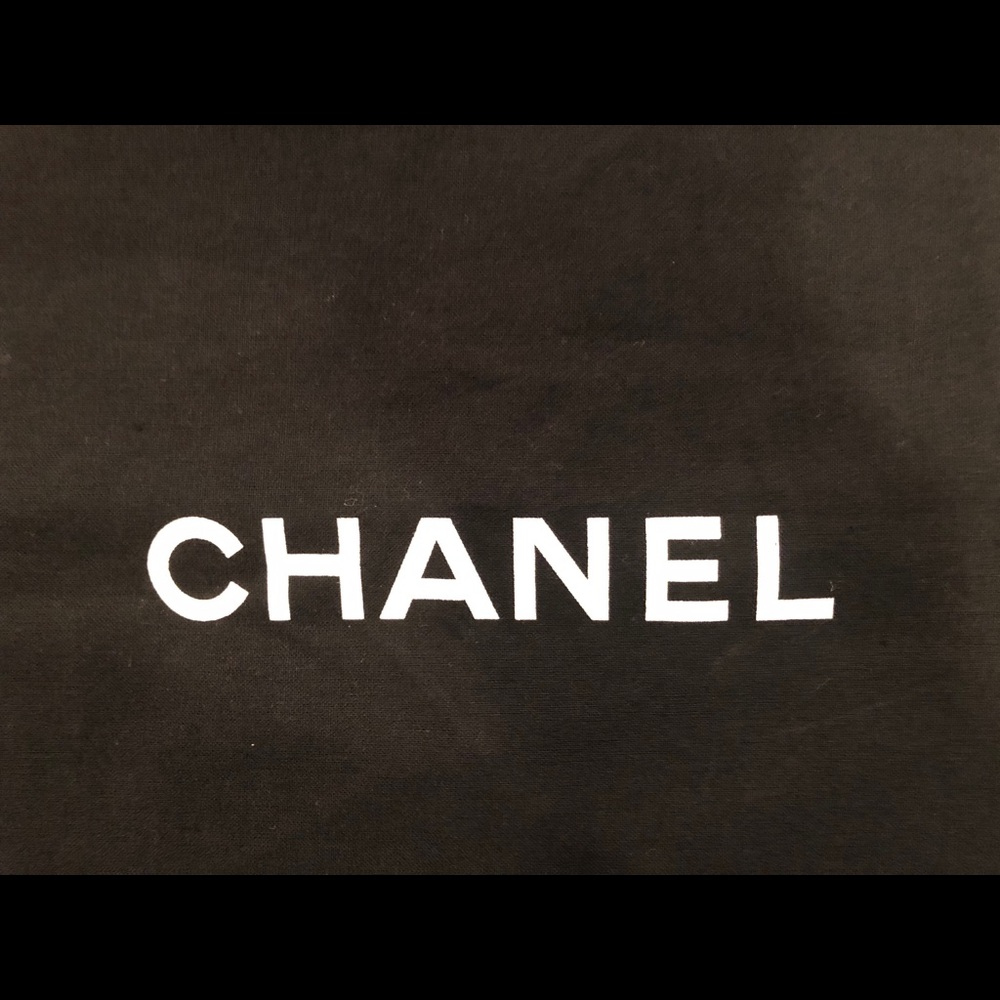 CHANEL dust bag (set of 2)